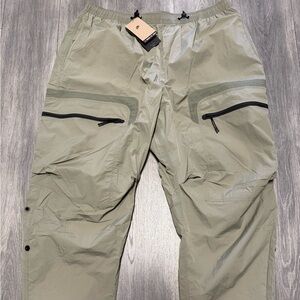 RARE $185 Mens Size XL Nike Tech Woven Repel Cargo Pants HJ2940-320 Olive Green